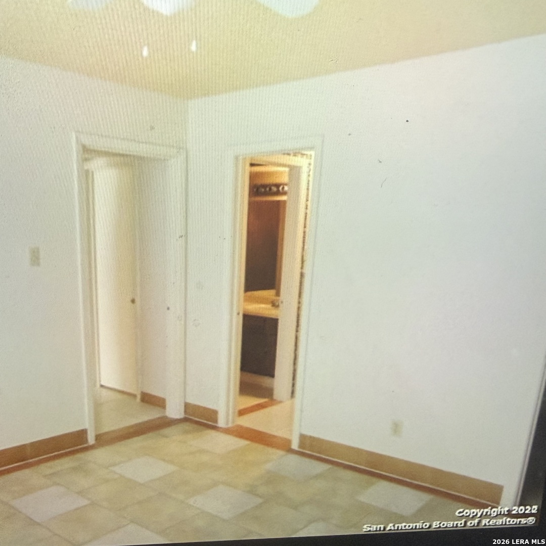 5806 Shadow Glen San Antonio TX 78240
