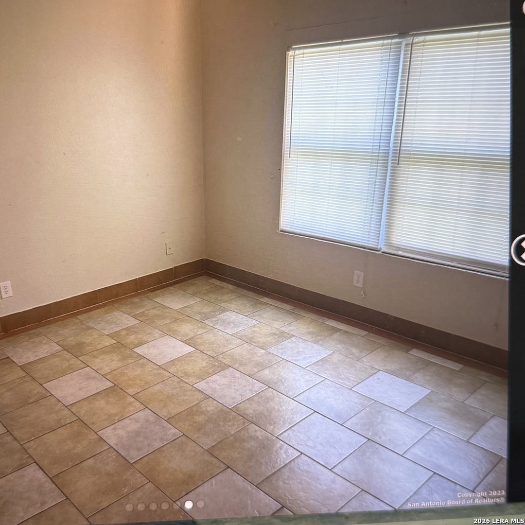 5806 Shadow Glen San Antonio TX 78240