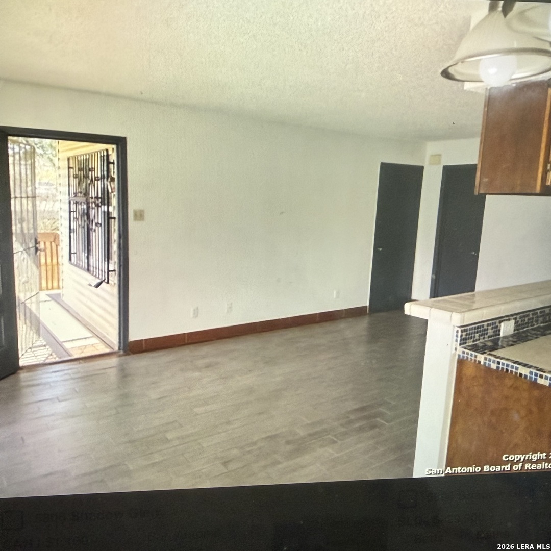 5806 Shadow Glen San Antonio TX 78240