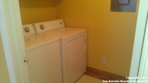 5806 Shadow Glen San Antonio TX 78240