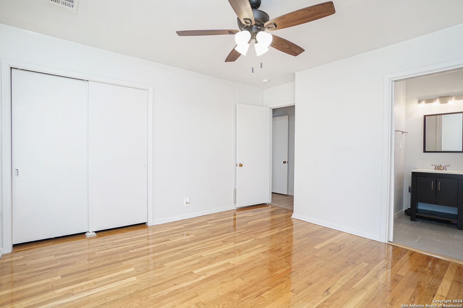56 Ewing Place San Antonio TX 78201