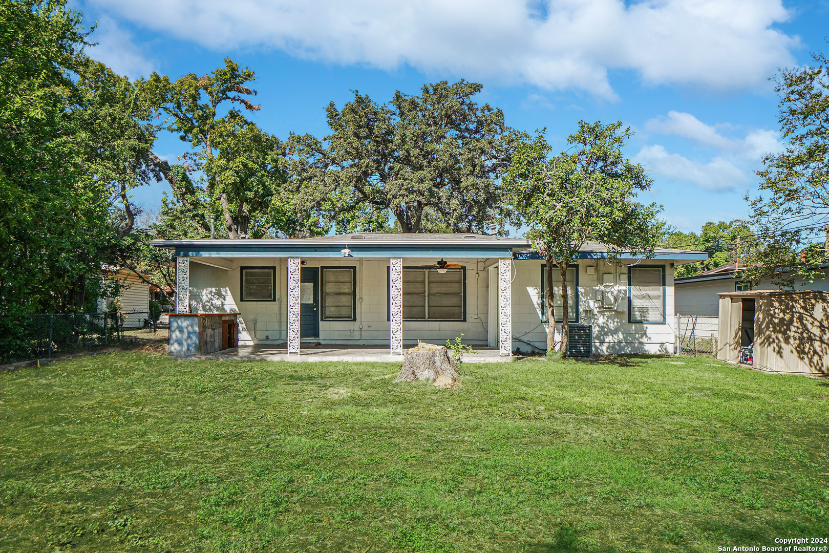 56 Ewing Place San Antonio TX 78201