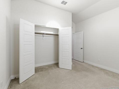 10823 Lone Ranger San Antonio TX 78254