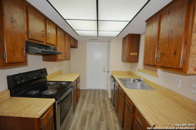 9231 Ridgetown San Antonio TX 78250