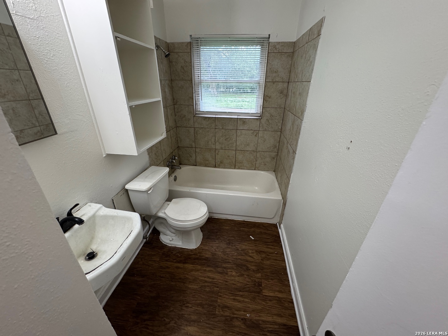 4115 Wild Oak Drive San Antonio TX 78219
