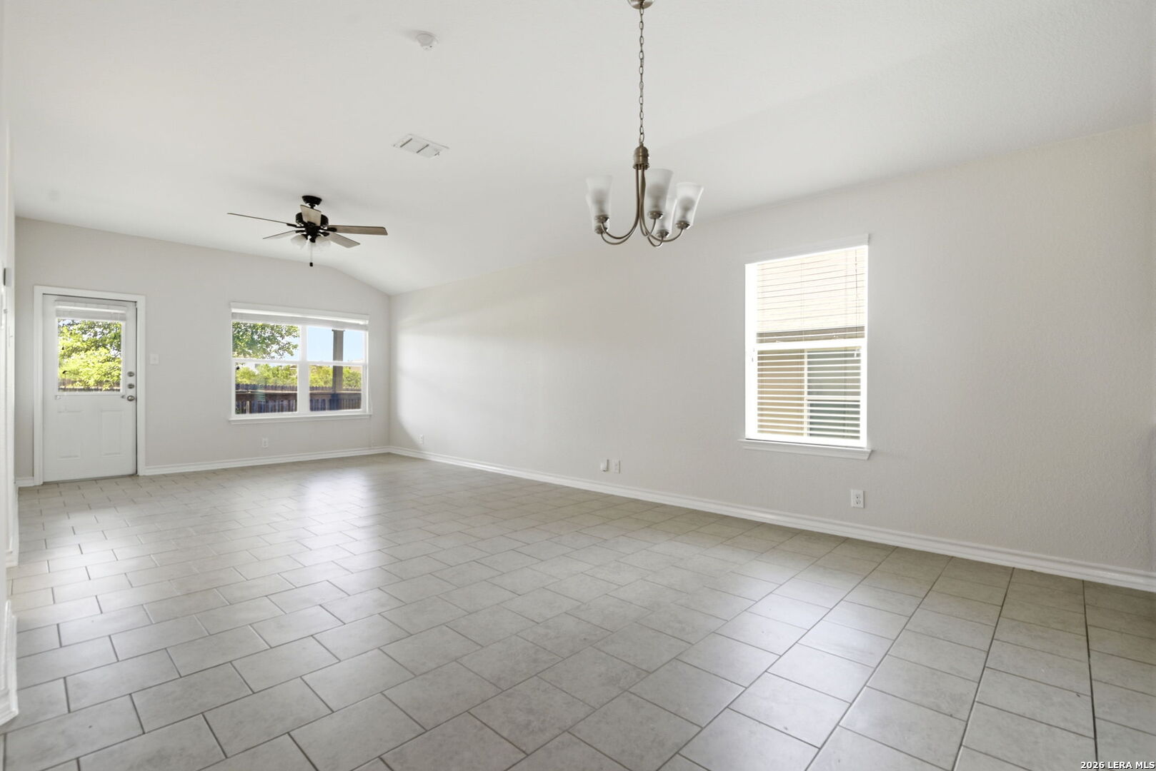 15441 Cooks Petrel San Antonio TX 78253
