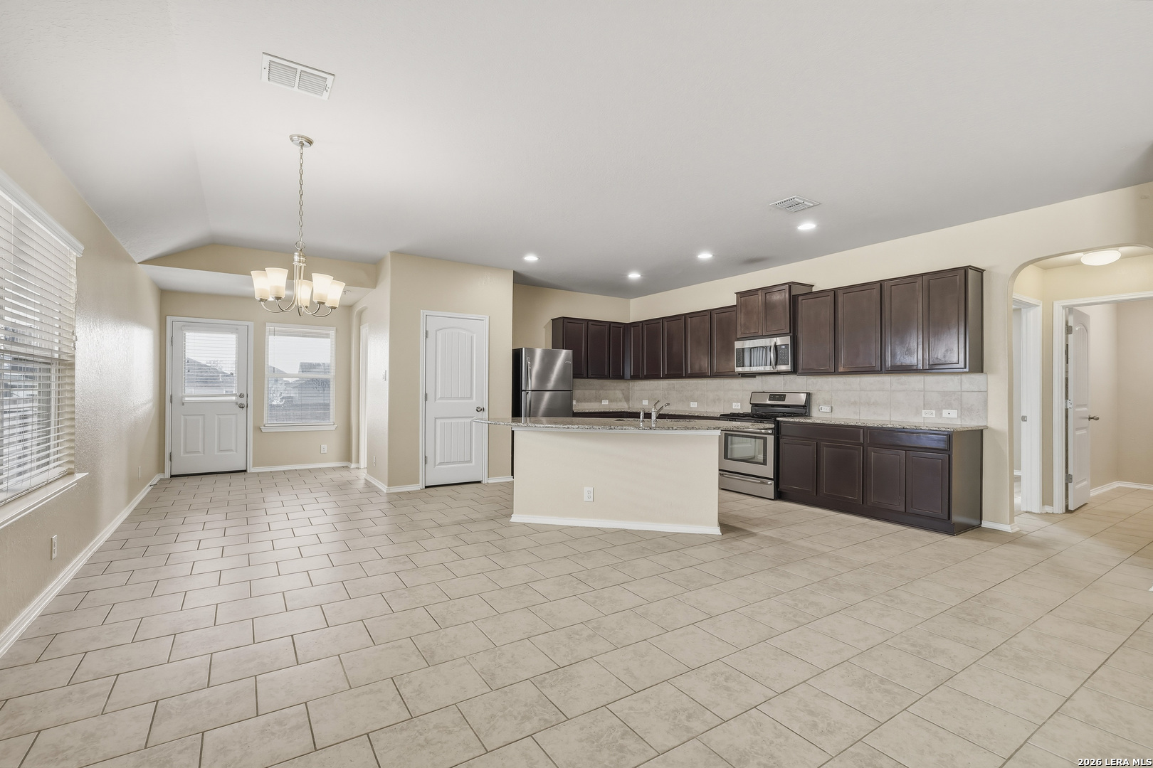 8810 Double Oak San Antonio TX 78254