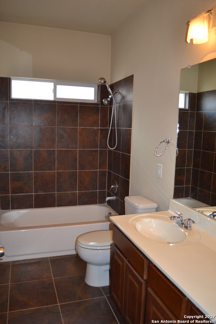 509 Sea Headrig Drive Cibolo TX 78108