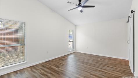 5815 Freemans Farm Street San Antonio TX 78233