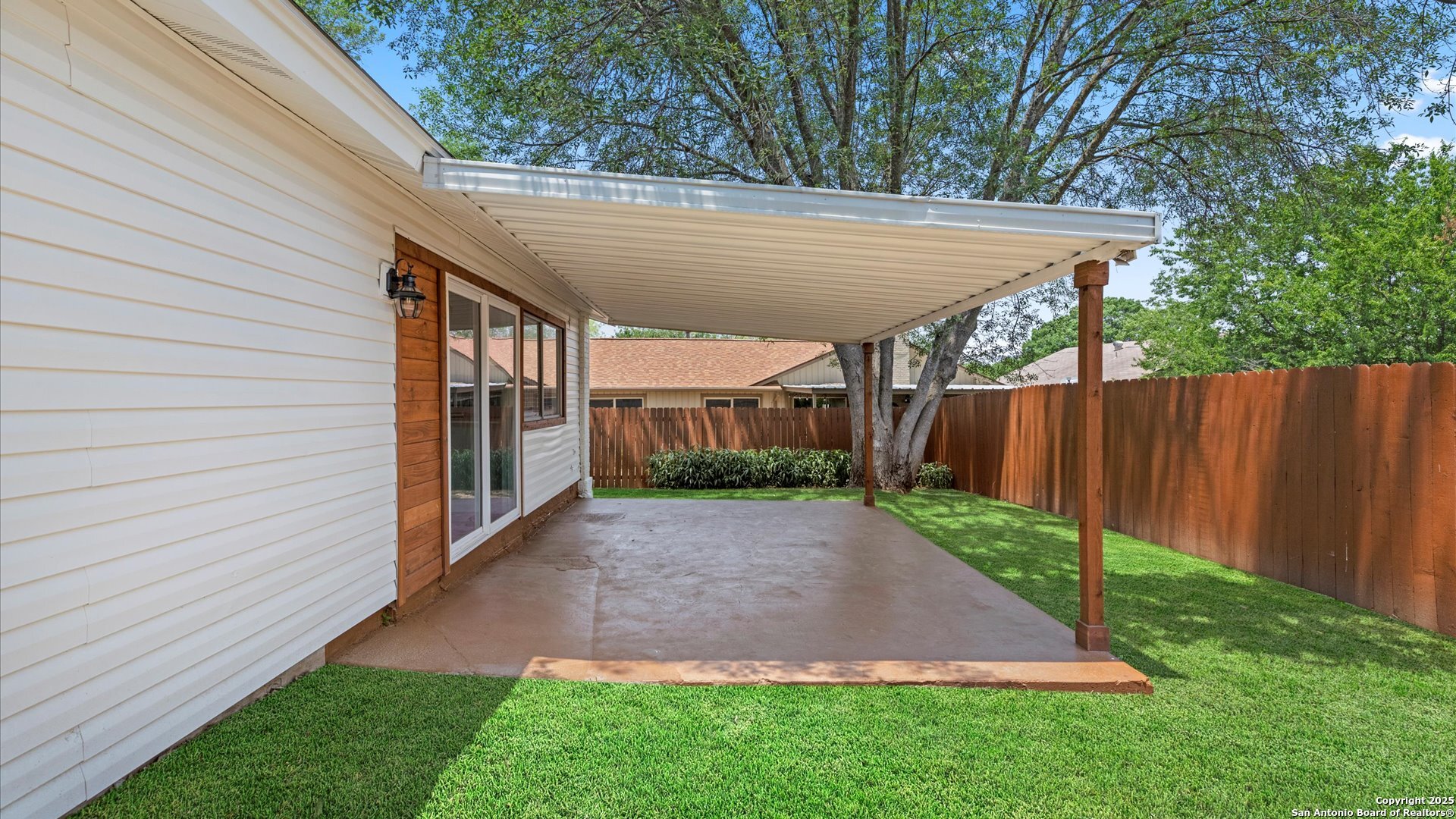5815 Freemans Farm Street San Antonio TX 78233