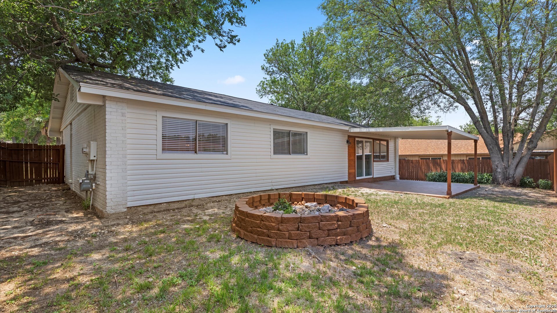 5815 Freemans Farm Street San Antonio TX 78233