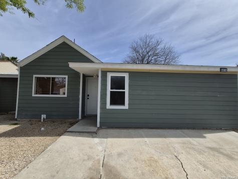 4018 Sunrise Cove San Antonio TX 78244