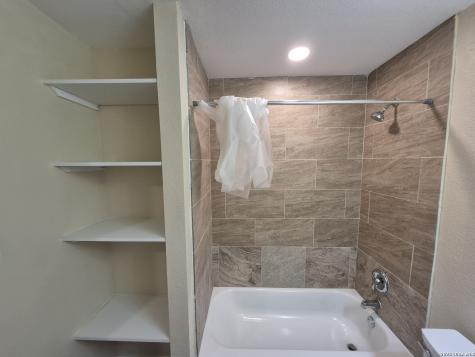 4018 Sunrise Cove San Antonio TX 78244