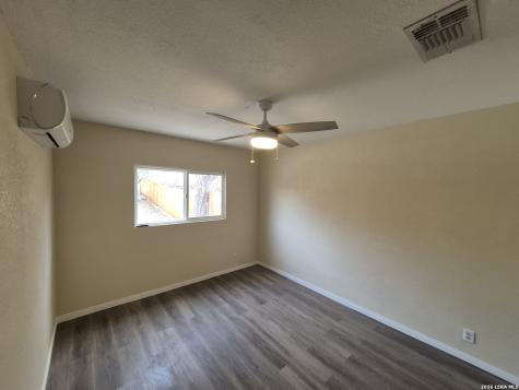 4018 Sunrise Cove San Antonio TX 78244