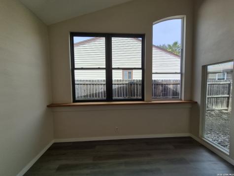 4018 Sunrise Cove San Antonio TX 78244