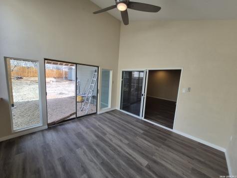 4018 Sunrise Cove San Antonio TX 78244
