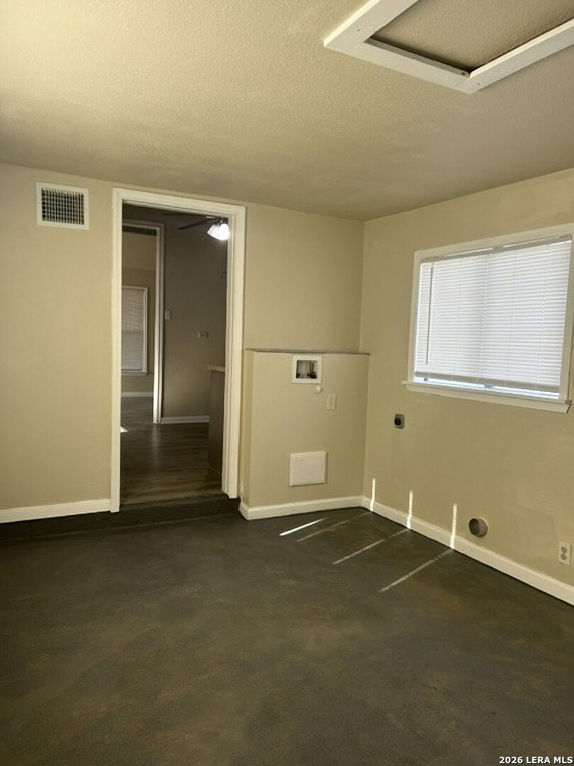 102 Idell Avenue San Antonio TX 78223