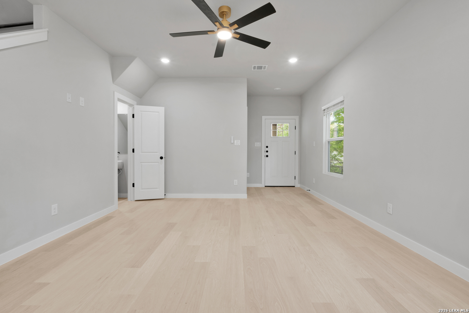 521 Dakota San Antonio TX 78203