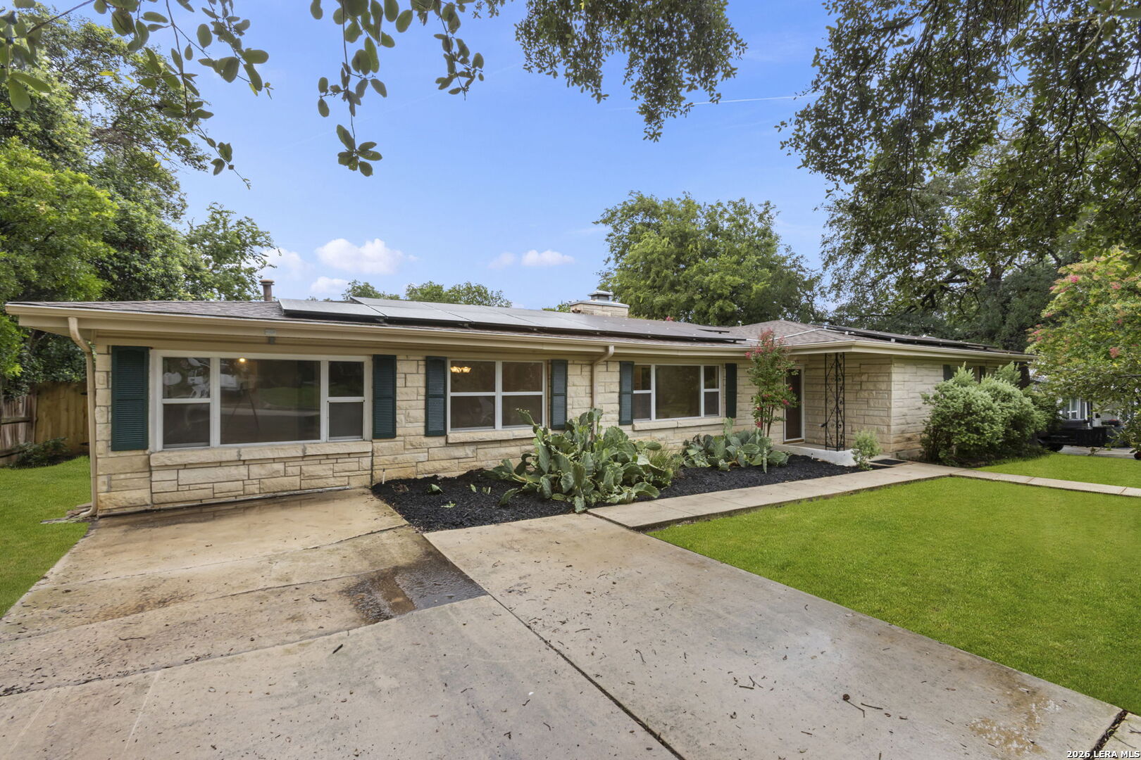 117 Bryker Drive Terrell Hills TX 78209