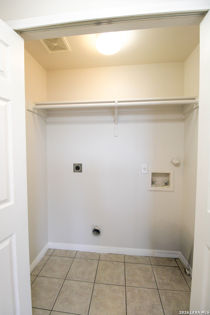 530 Dukeway Universal City TX 78148