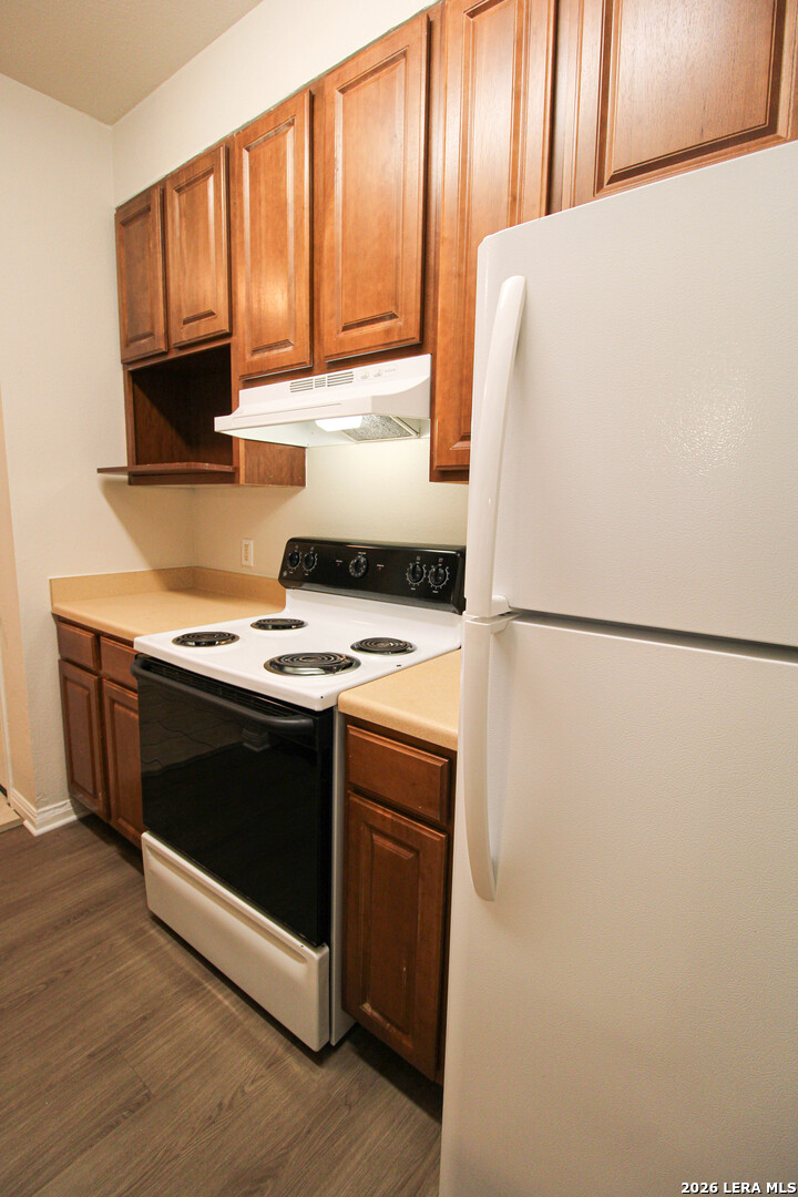 530 Dukeway Universal City TX 78148