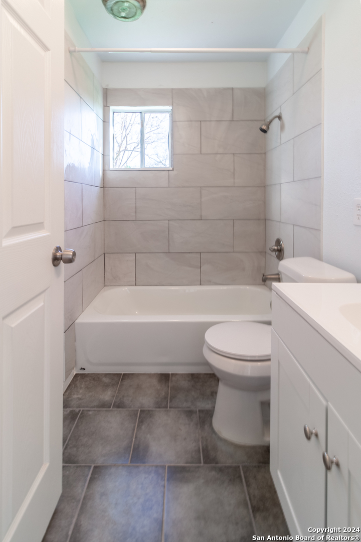 1610 Lennon Avenue San Antonio TX 78223