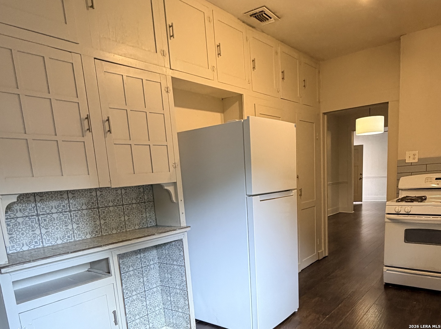203 Isabel San Antonio TX 78210