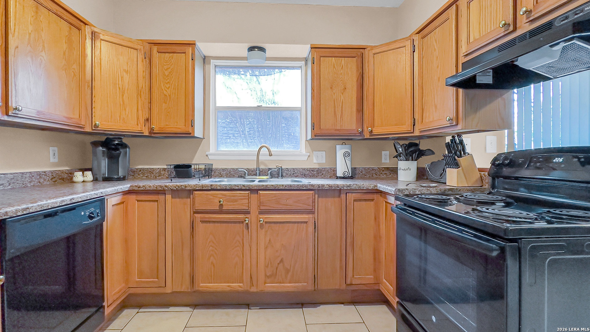 6042 Forest Shadow Street San Antonio TX 78240