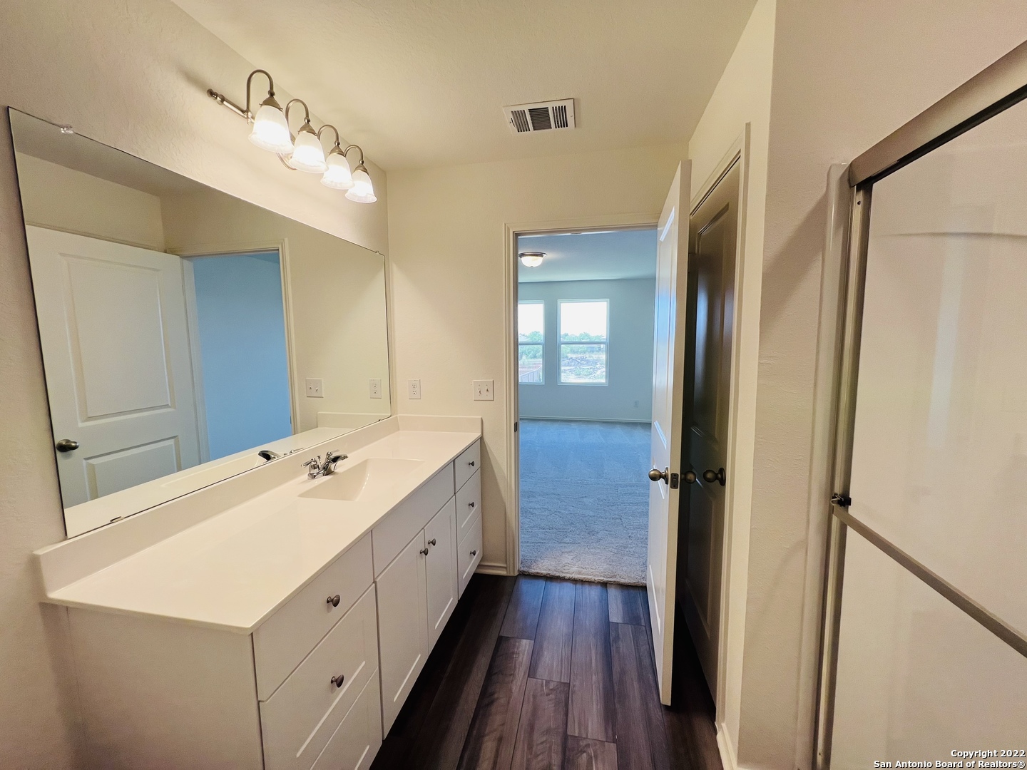 8907 Colony Meadow Converse TX 78109