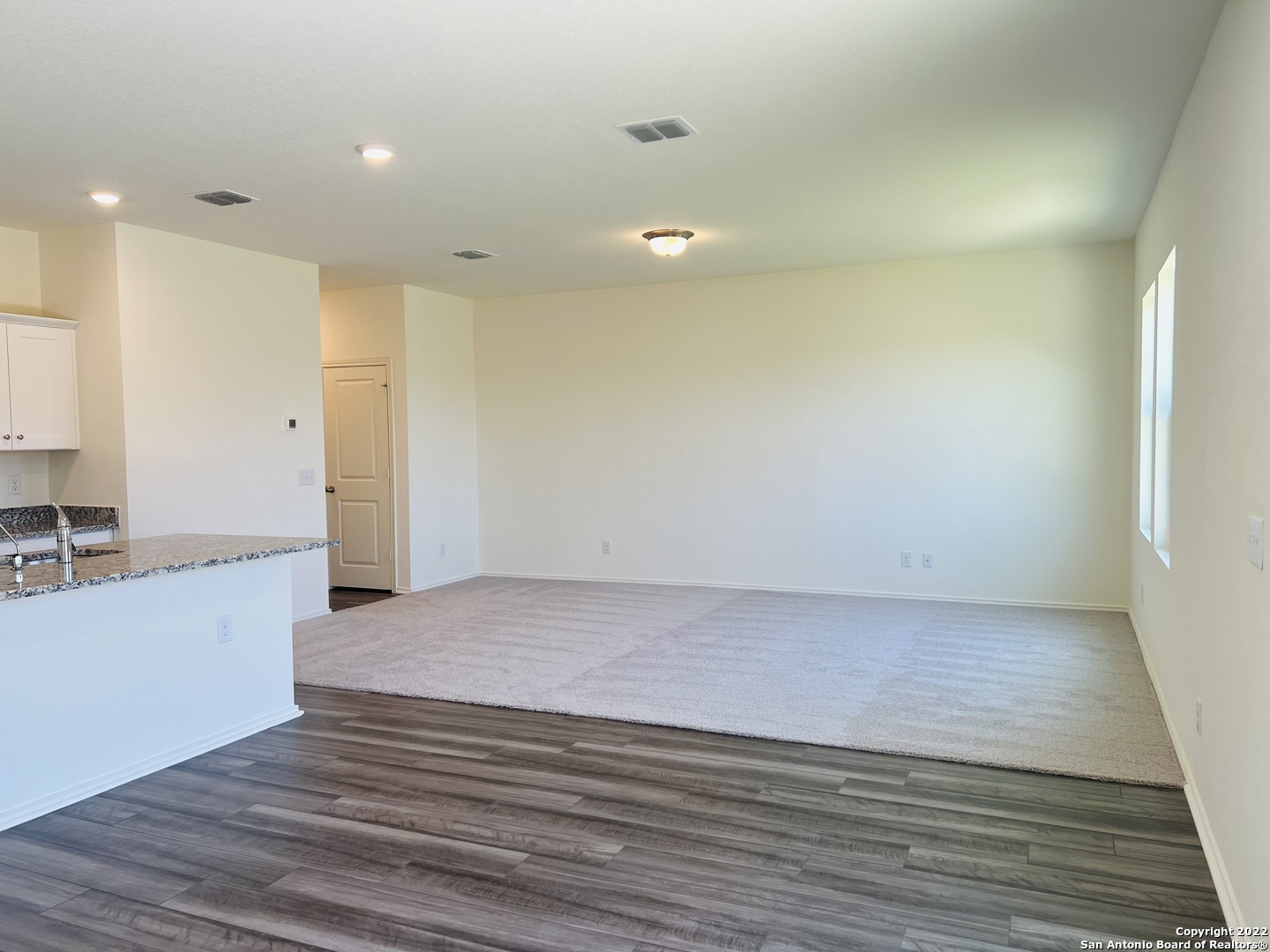 8907 Colony Meadow Converse TX 78109