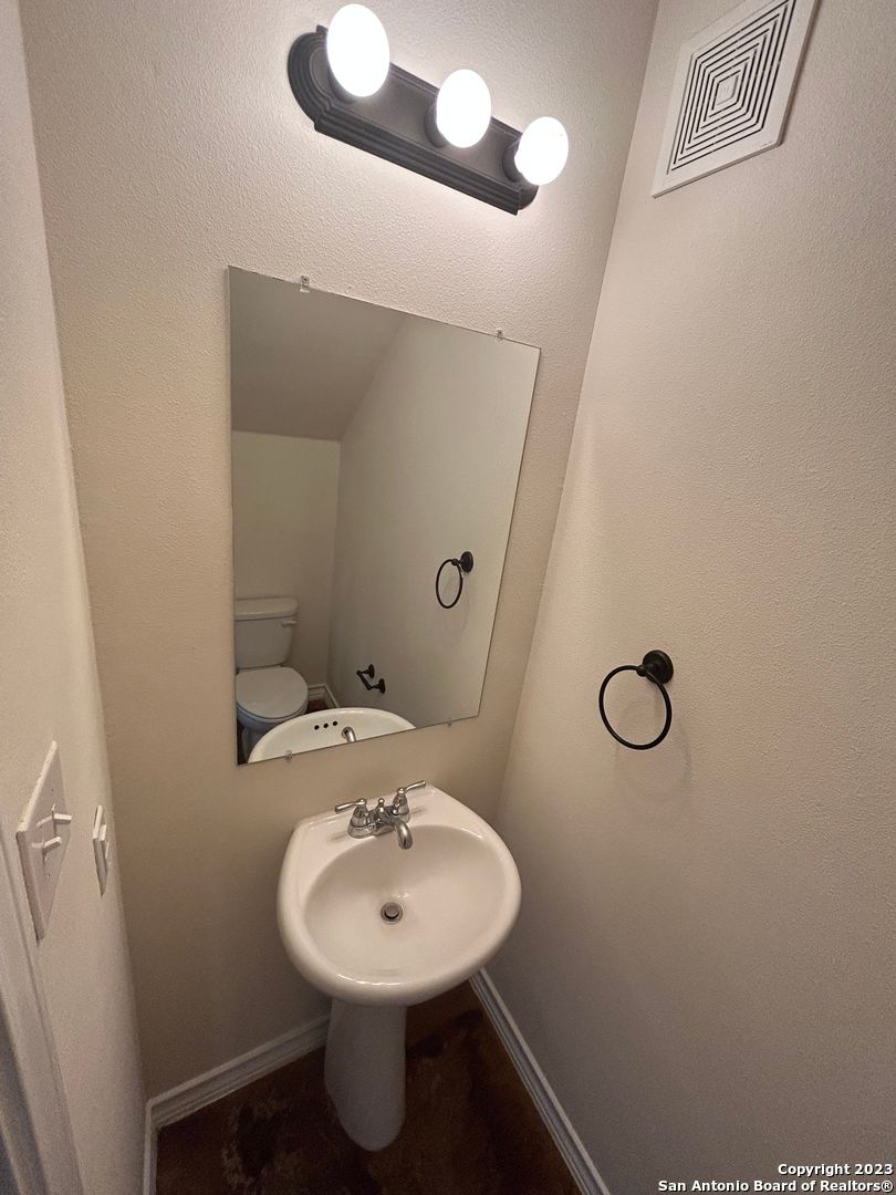 622 Meadow Arbor Lane Universal City TX 78148