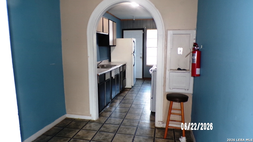700 N Washington Beeville TX 78102