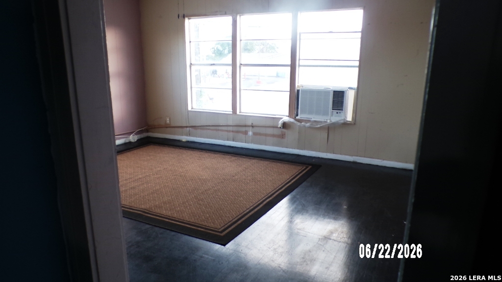 700 N Washington Beeville TX 78102