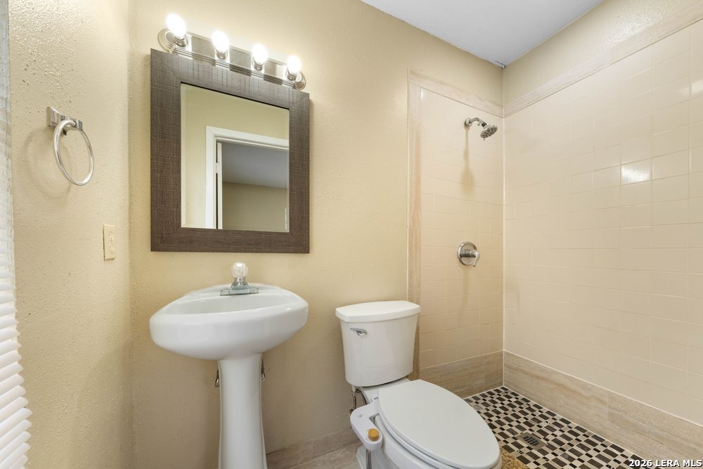 138 Dora Street San Antonio TX 78212