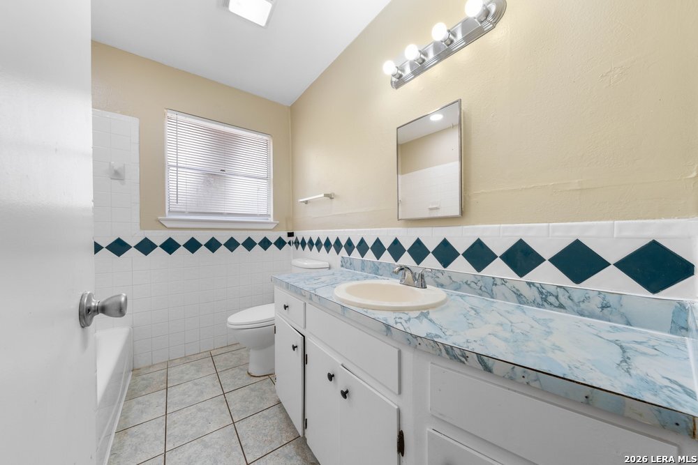 138 Dora Street San Antonio TX 78212