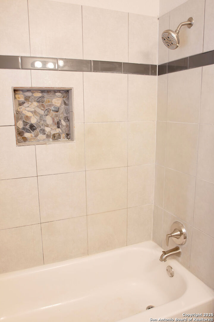 4618 Neer San Antonio TX 78213