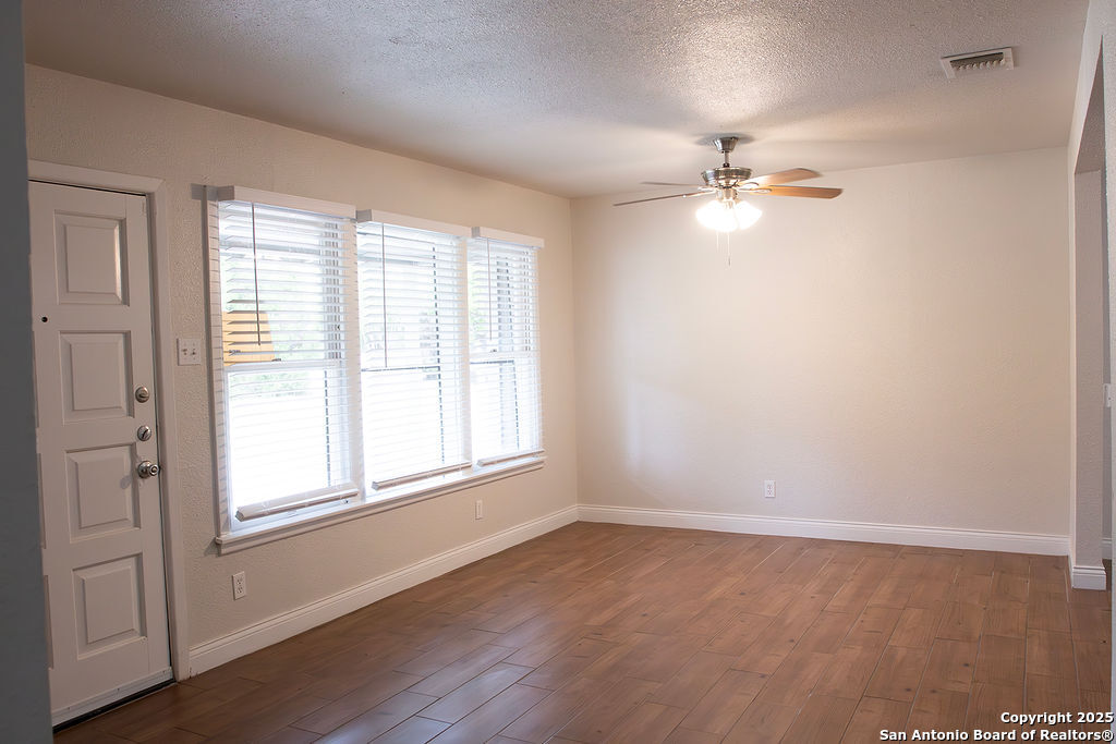 4618 Neer San Antonio TX 78213