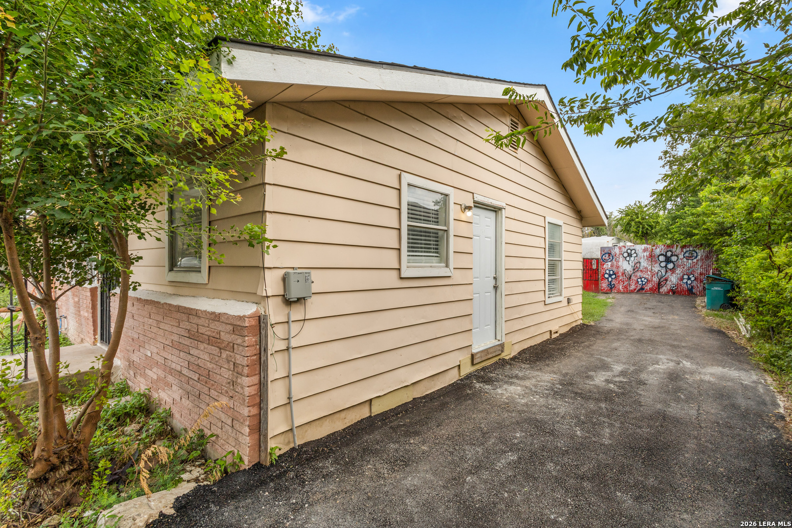 757 Avondale Avenue San Antonio TX 78223