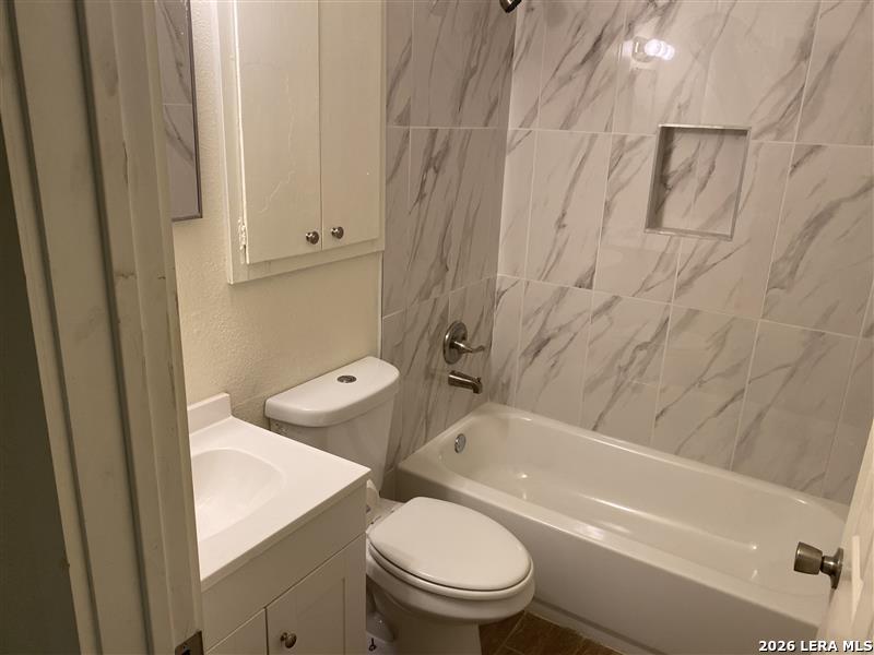 5514 Little Creek San Antonio TX 78242