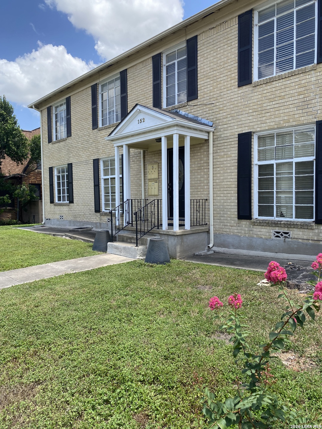 152 Terrell Road Alamo Heights TX 78209