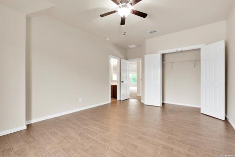 1802 Laivita Mist San Antonio TX 78251