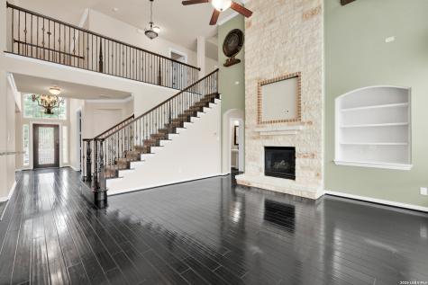 1802 Laivita Mist San Antonio TX 78251