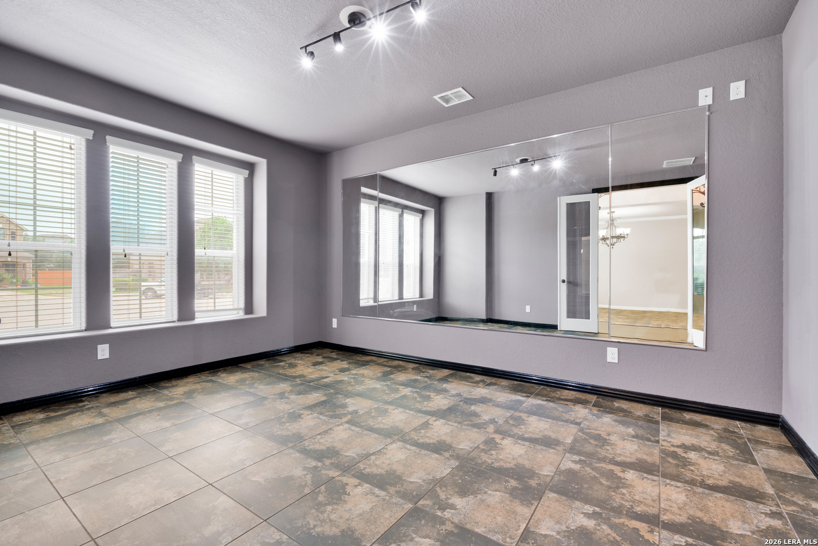 1802 Laivita Mist San Antonio TX 78251