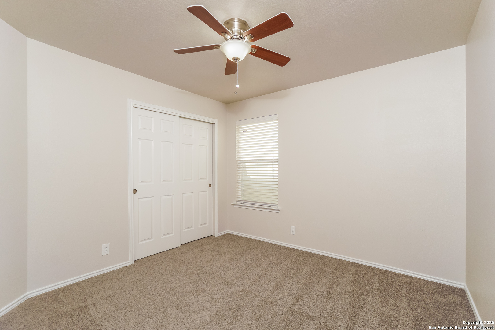 109 Golden Wren San Antonio TX 78253