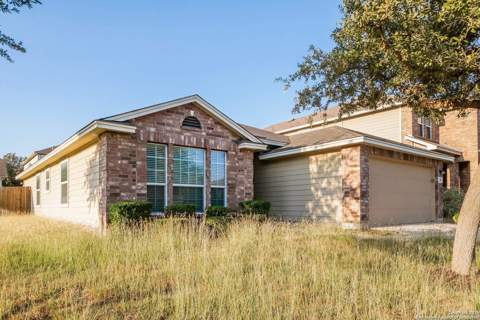 109 Golden Wren San Antonio TX 78253