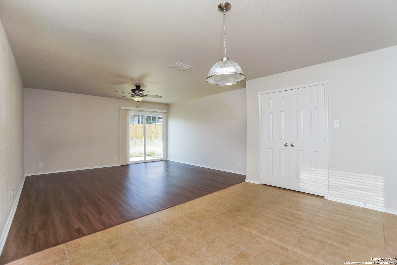 109 Golden Wren San Antonio TX 78253