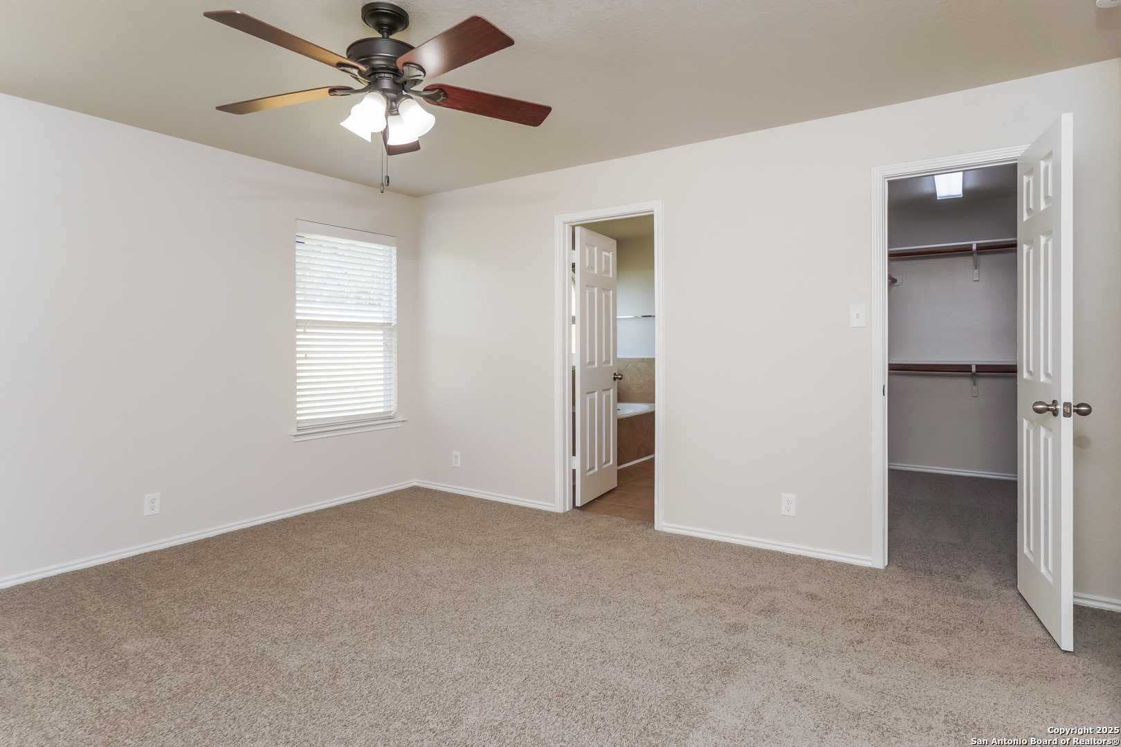 109 Golden Wren San Antonio TX 78253