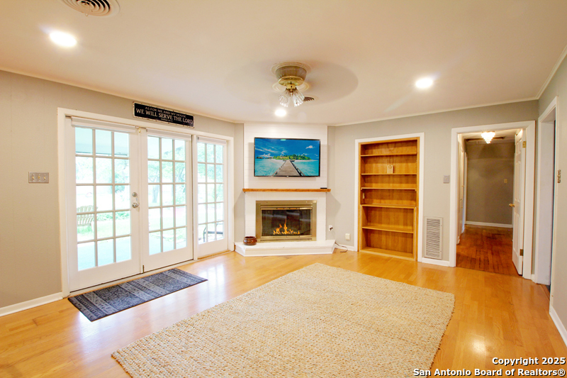 113 Adobe Drive Castle Hills TX 78213