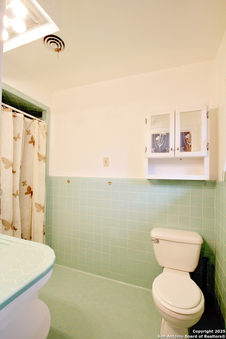 113 Adobe Drive Castle Hills TX 78213