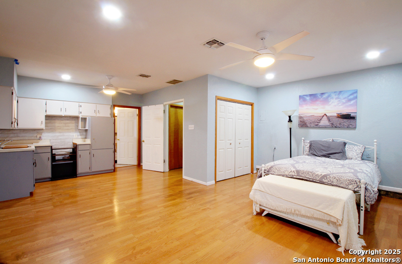 113 Adobe Drive Castle Hills TX 78213